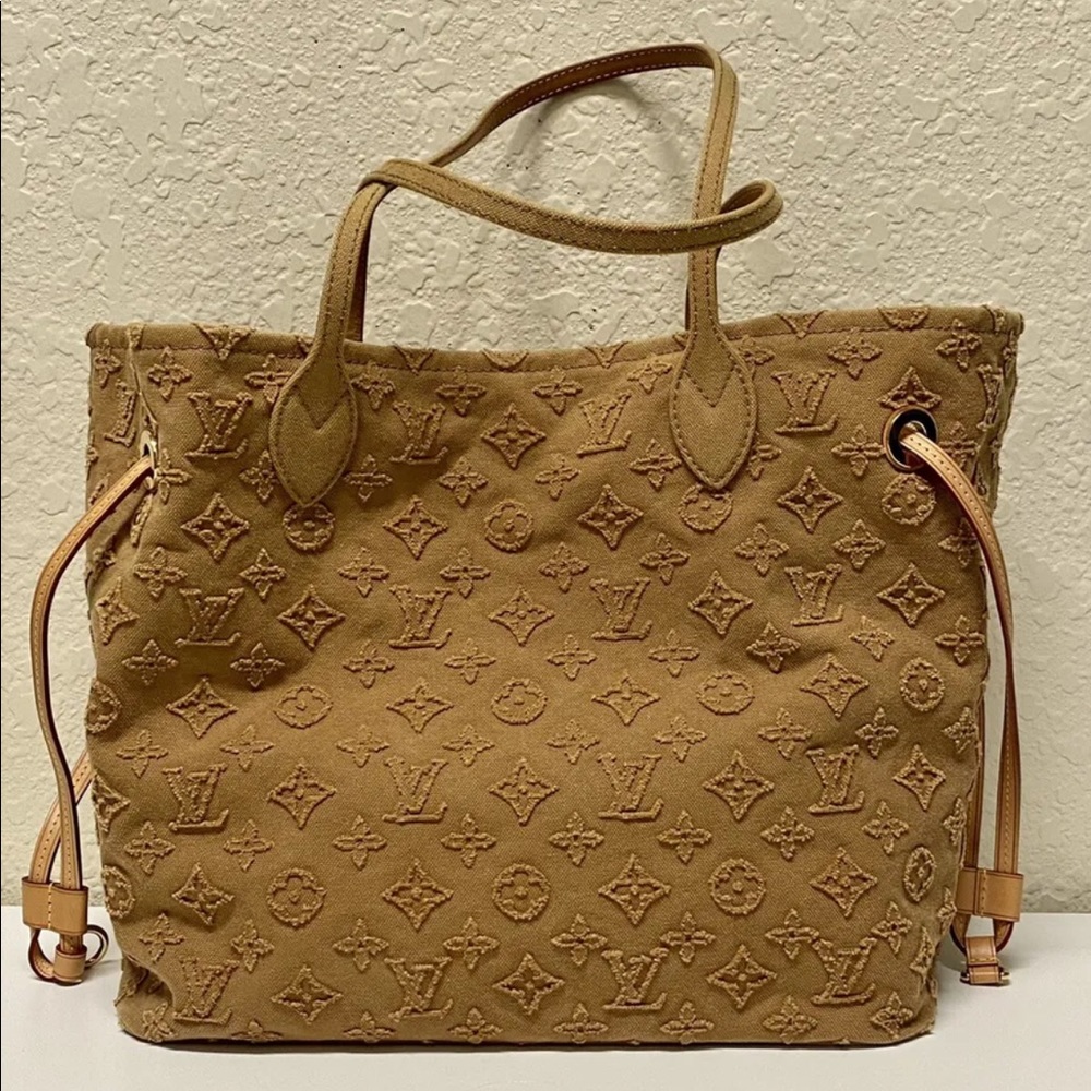 Louis Vuitton Denim Monogram Stone Neverfull MM